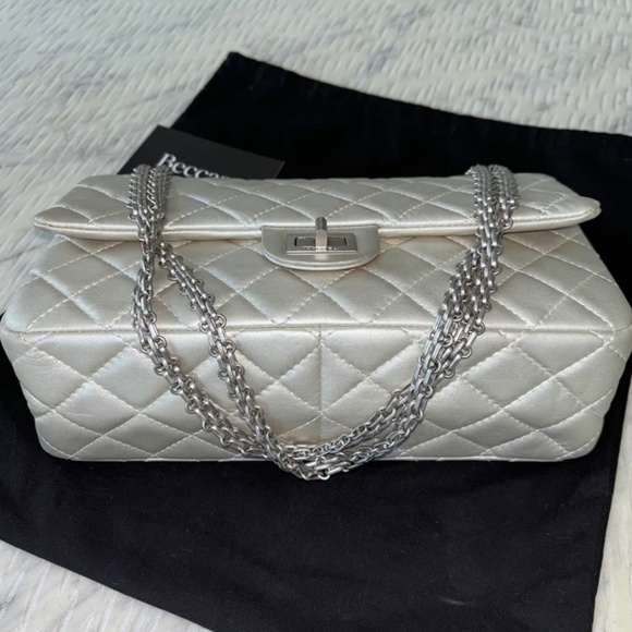 Authentic Chanel 2.55 Reissue 226 Silver Flap Bag - Picture 16 of 16